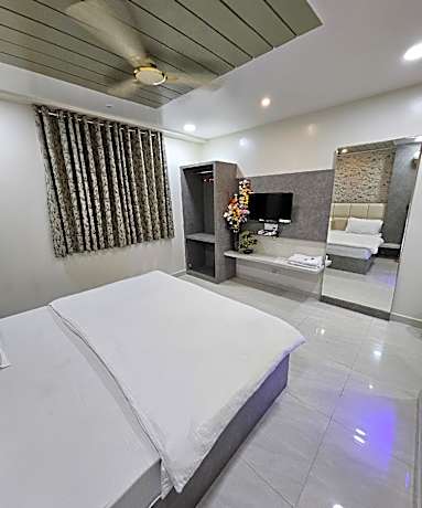 Double Bed - AC Room