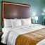 Comfort Inn & Suites San Marcos near Outlet Mall