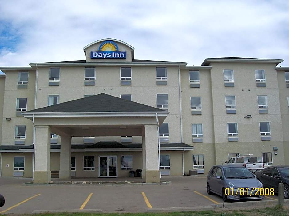 Days Inn by Wyndham Moose Jaw