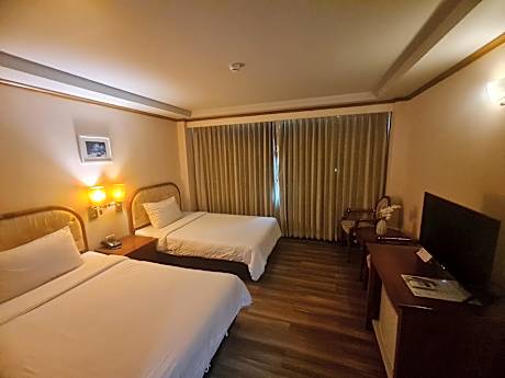 Superior Twin Non-Smoking