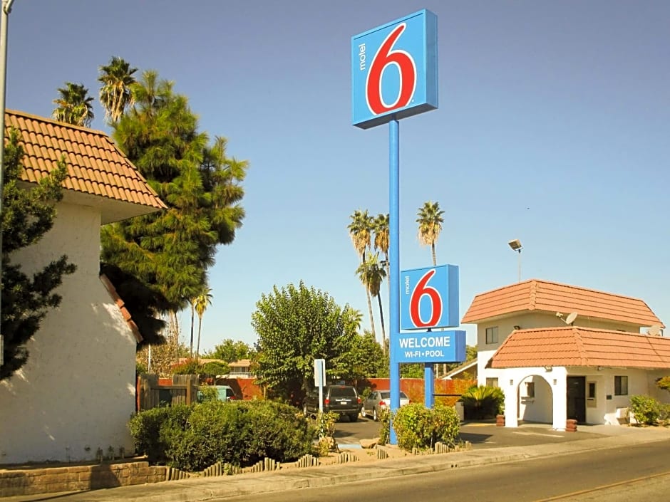 Motel 6-Fresno, CA