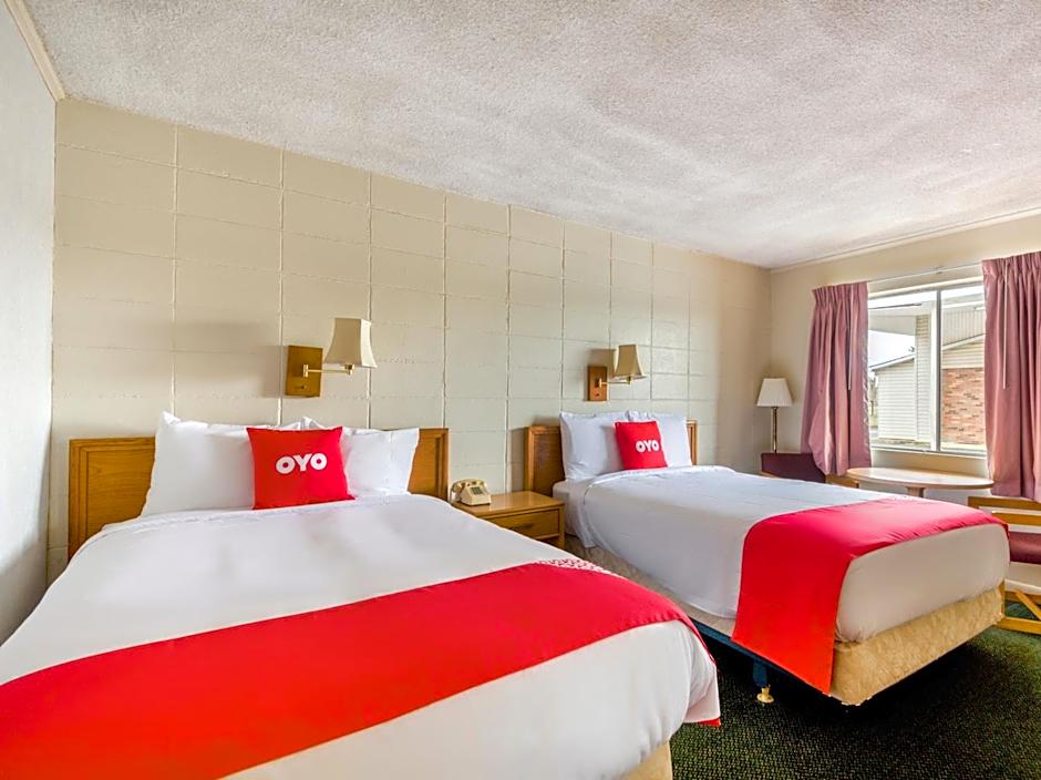 OYO Hotel Mauldin SC South Main Street