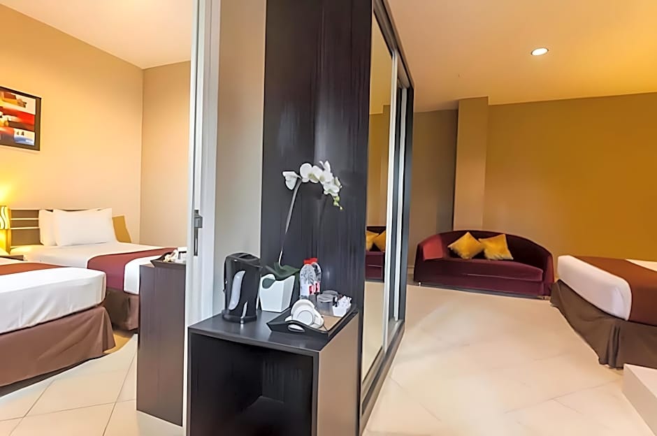 Sunset Point Hotel Seminyak