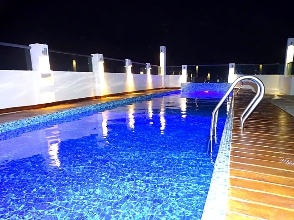 Hotel Kavia Plus
