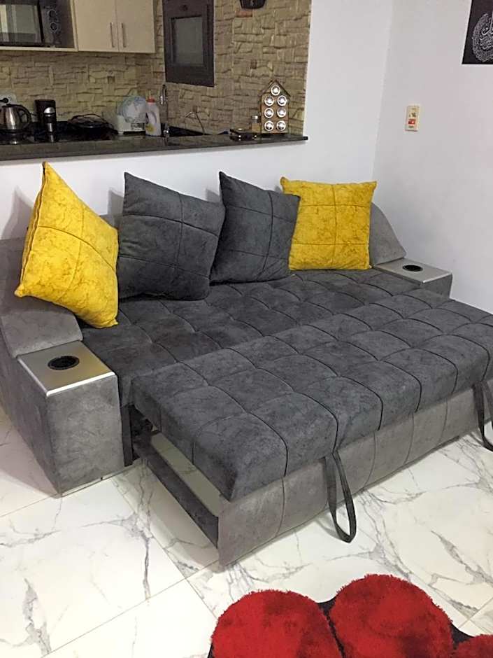 شاليه على البحر بورتوسعيد