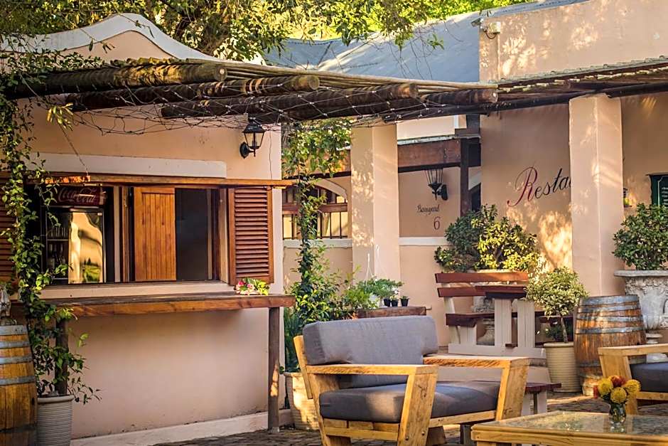 De Leeuwenhof Estate