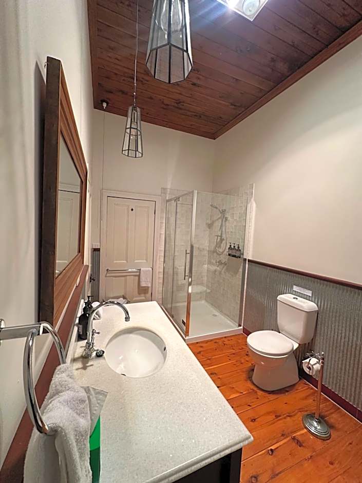 Dal Zotto Homestead & Petite Retreats
