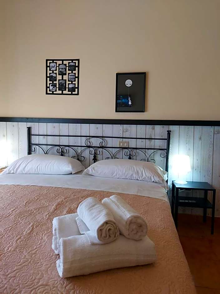 Albergo Ristorante Bar Pizzeria La Lanterna