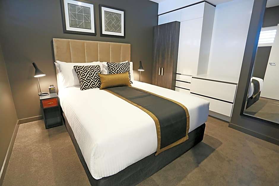 Alex Perry Hotel & Apartments