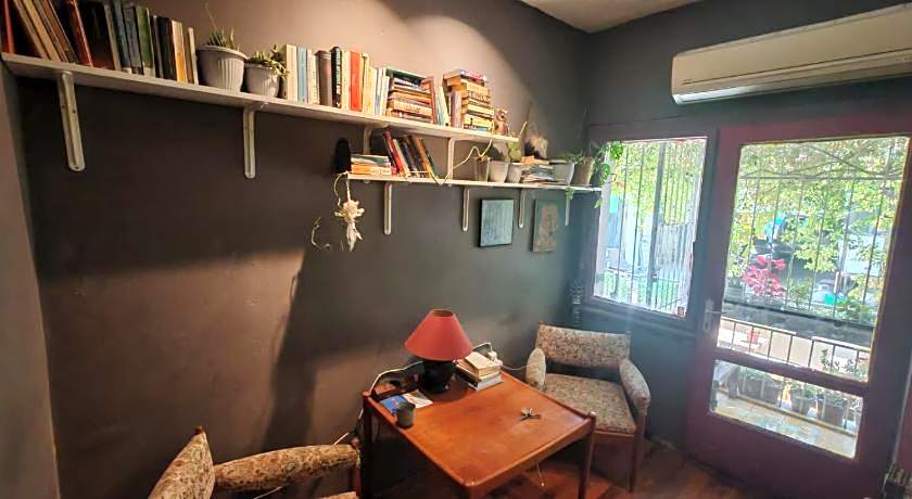 Shantihome Hostel Izmir