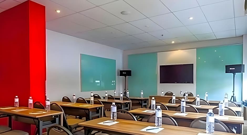 Monoloog Hotel Pekanbaru
