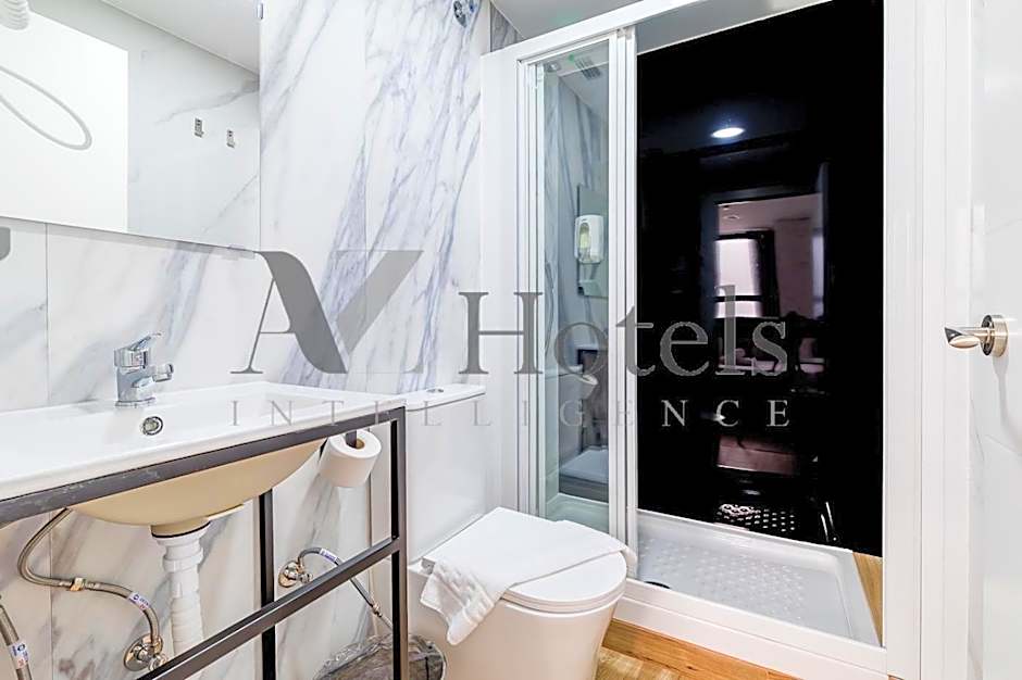 AYZ Princesa-Auto check-in property