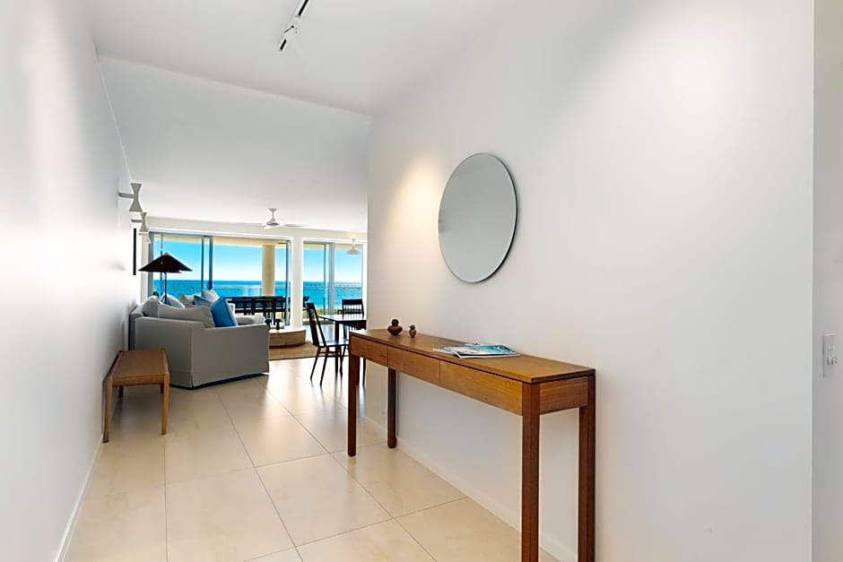 La Mer Apartments