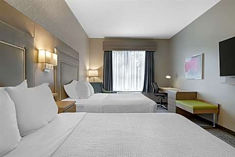 Queen Room with Two Queen Beds - Non-Smoking