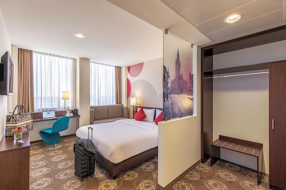 Webers Hotel im Ruhrturm Essen by Accor