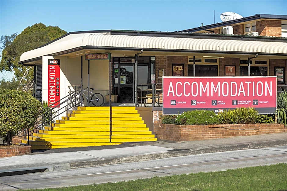 Nightcap at Hume Hotel