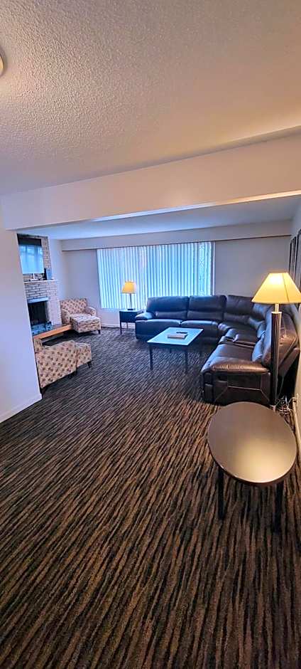 Recreation Inn and Suites Kelowna