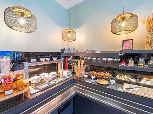 Ibis Esch Belval