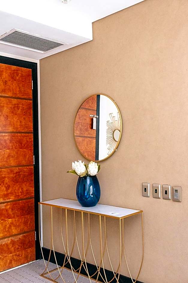 Raphael penthouse 205