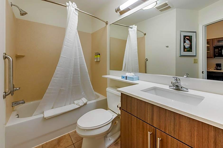 Candlewood Suites Fort Myers/Sanibel Gateway By IHG