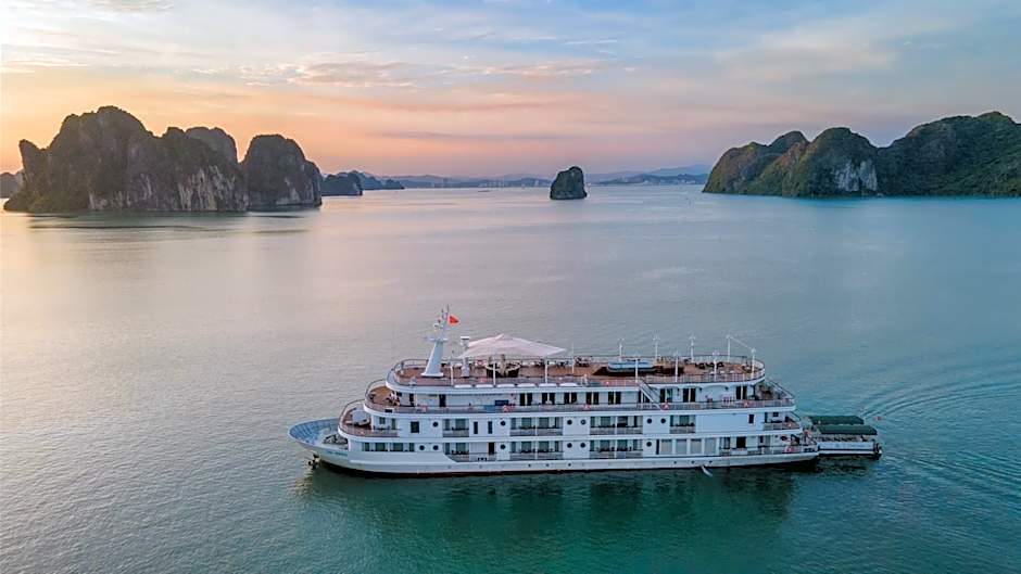 Paradise Elegance Cruise Halong