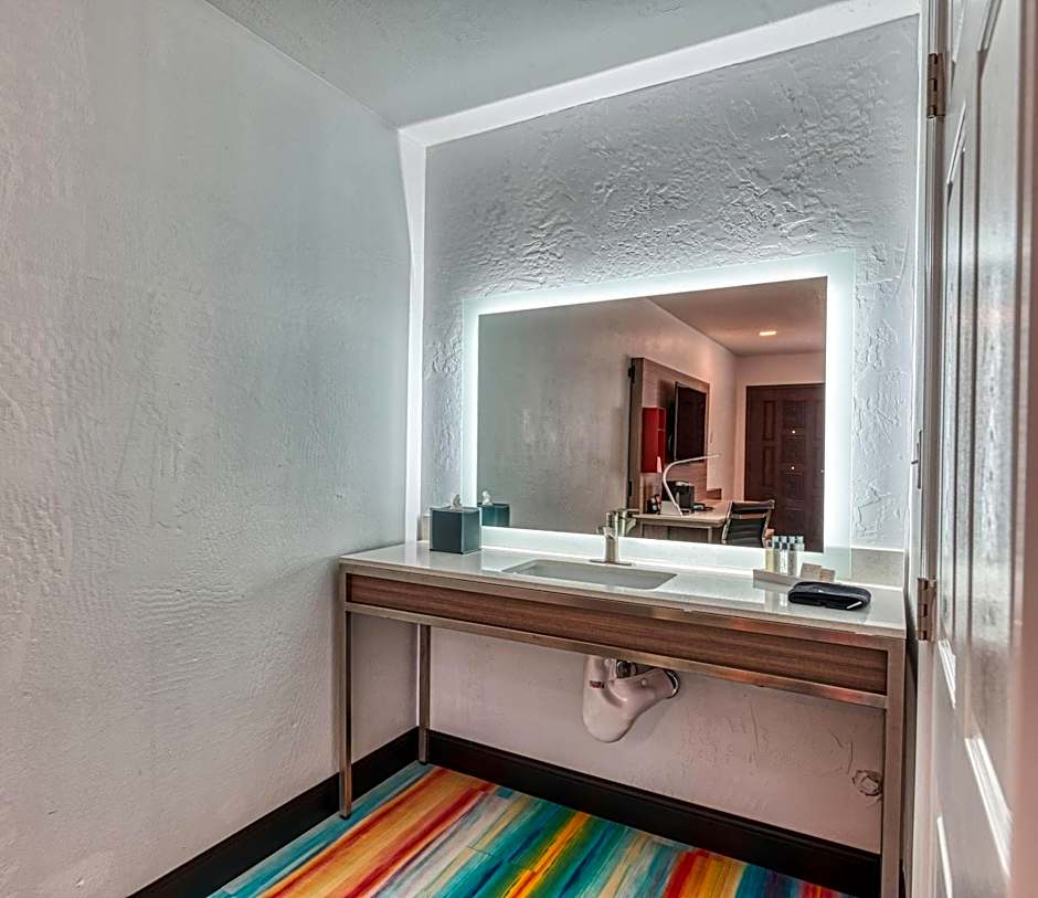 Casa Via Mar Inn, an Ascend Collection Hotel