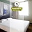 B&B HOTEL Salon de Provence