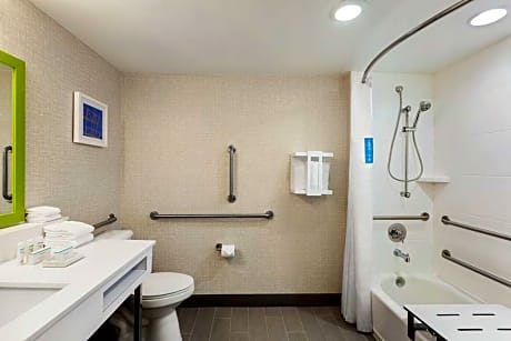 2 Double Accessible Roll In Shower Suite Non-Smoking