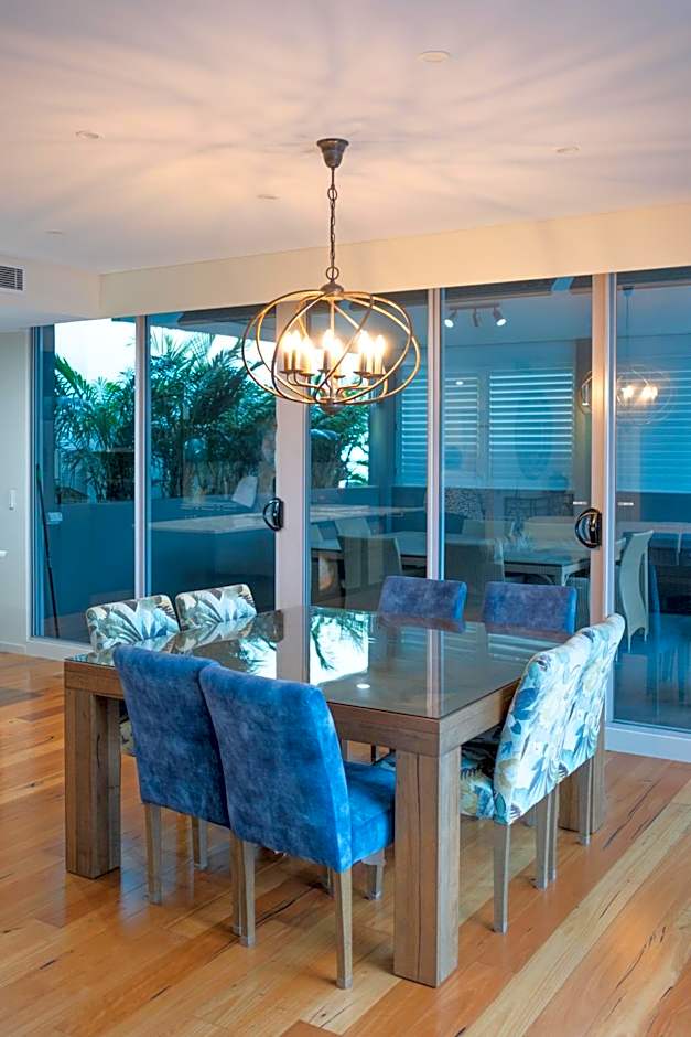 Honeysuckle Executive Apartments