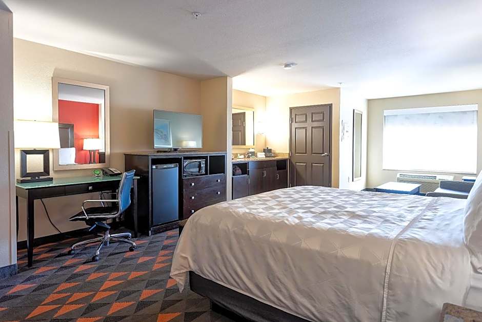 Holiday Inn Oceanside Marina - Camp Pendleton Area By IHG