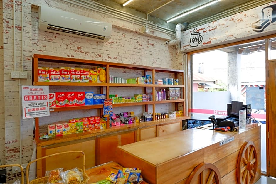 RedDoorz Syariah near Universitas Negeri Gorontalo 2