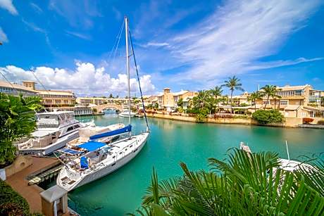 Two bedroom Condo Marina View