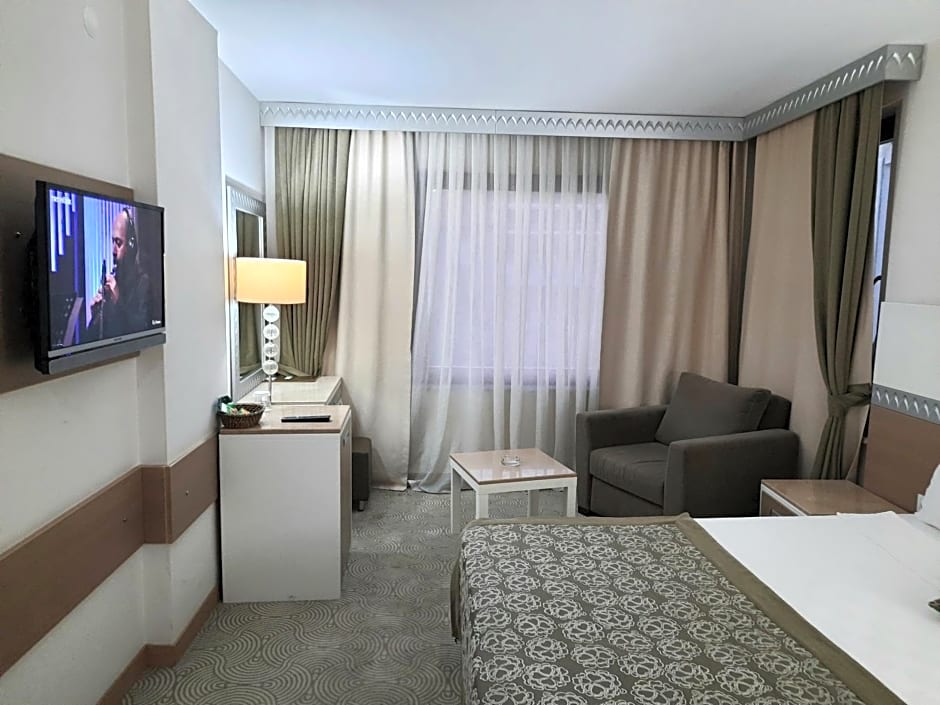 Nadir Business Hotel