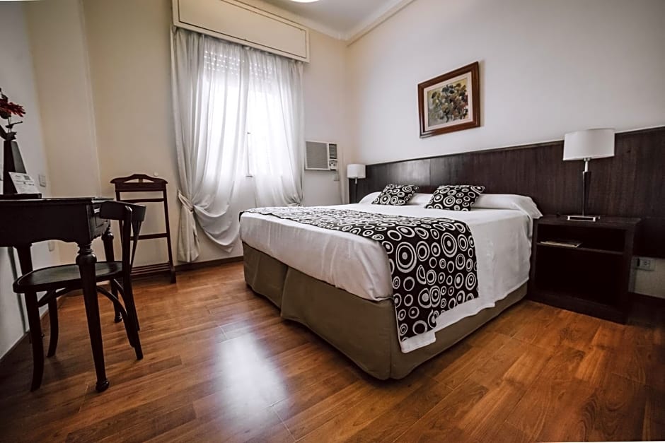 Hotel Carlos V by DOT Urban