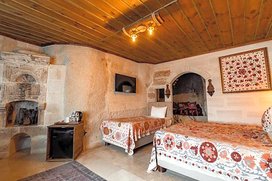 Amber Cave Suites