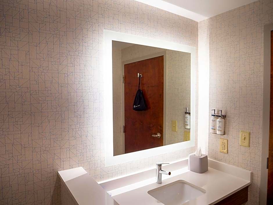 Holiday Inn Express & Suites Greenville Airport By IHG