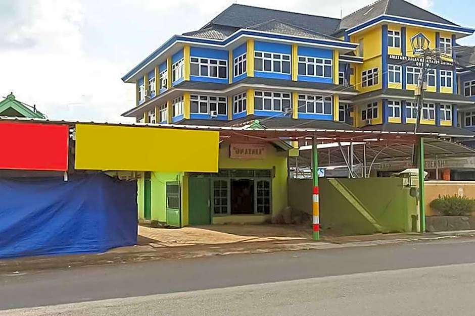 RedDoorz near Taman Merdeka Metro Lampung