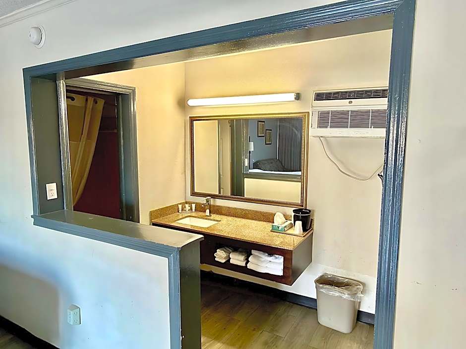Budget Inn Conway