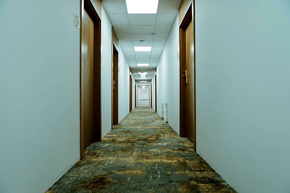 Hotel Przystań Przy Lesie