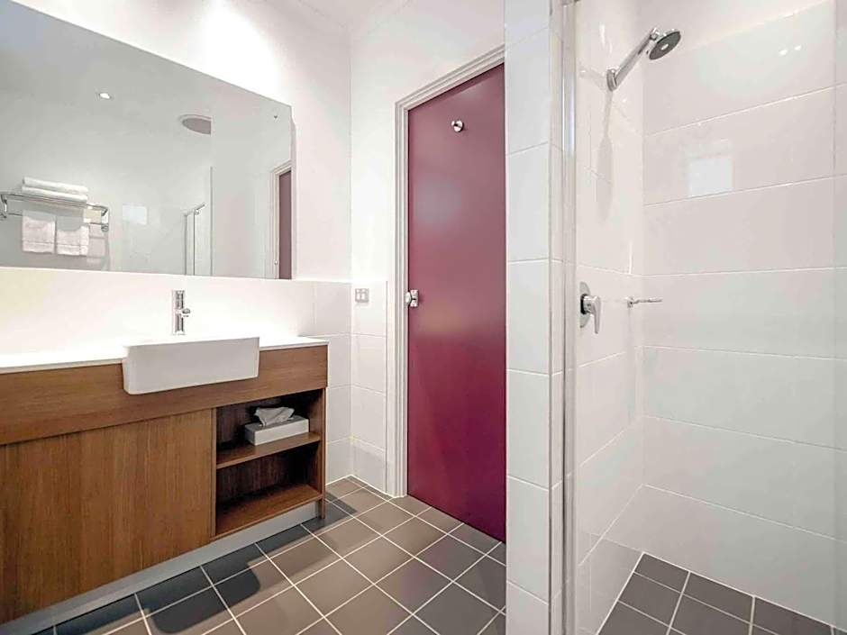 Grosvenor Hotel Adelaide by Accor
