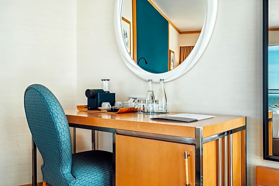 Sesimbra Oceanfront Hotel - Preferred Hotels and Resorts