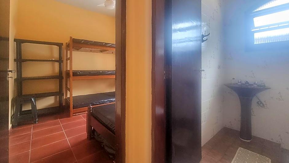 Conforto, Piscina, Churrasqueira, 300mts mar, Wi-Fi