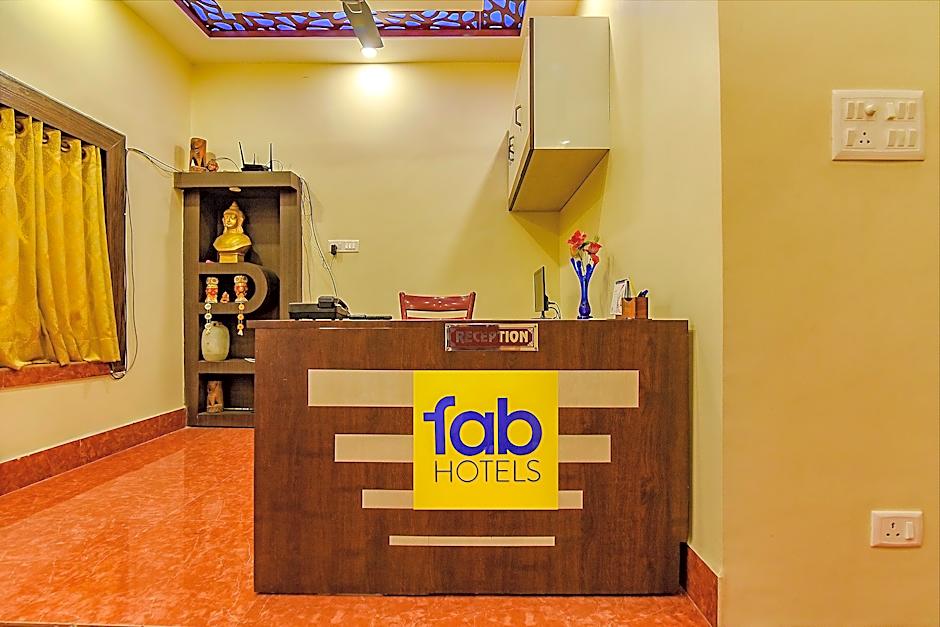 Fabexpress Shivalya – Calcutta, LA