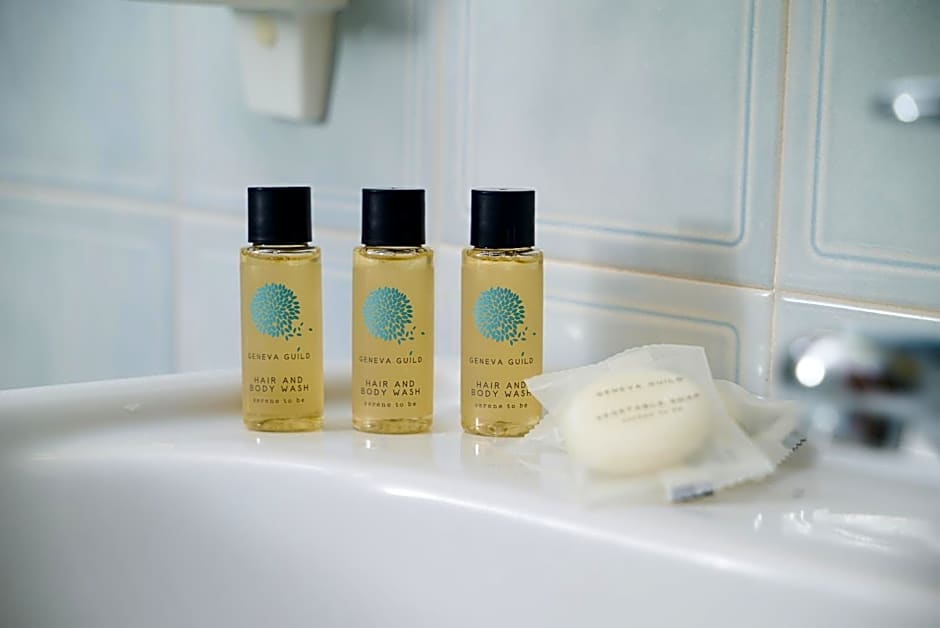 Acropolis Apartments