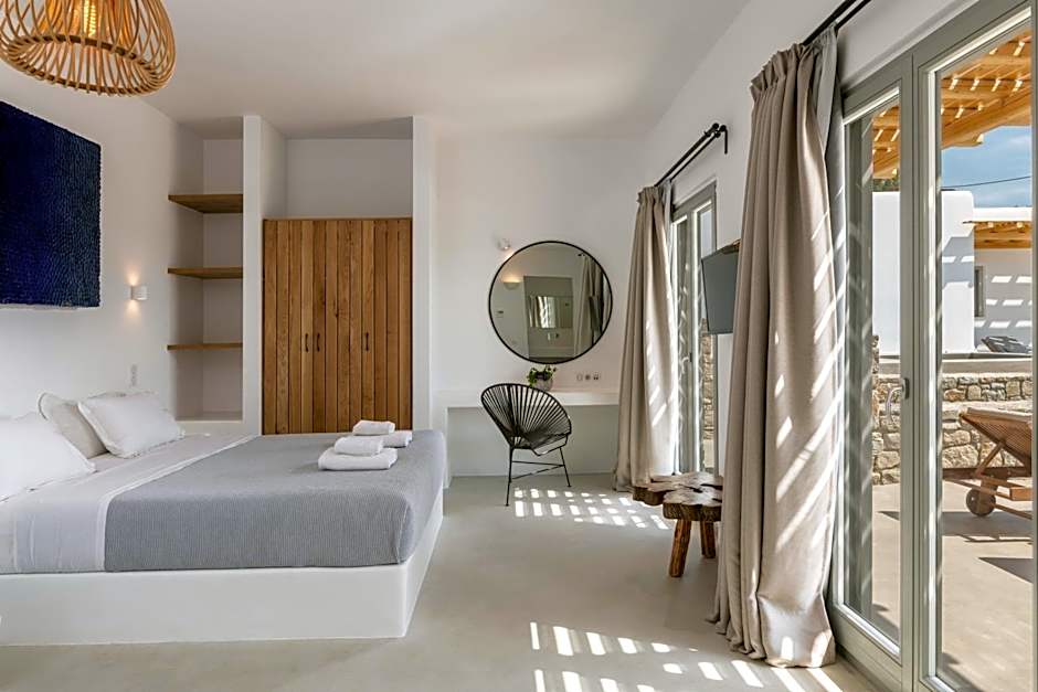 Trinity Mykonos - Beachfront Villa