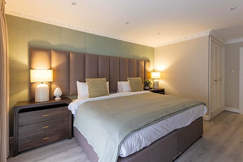 Photo 1 of 11 of Luxury 1 Bedroom Apartment