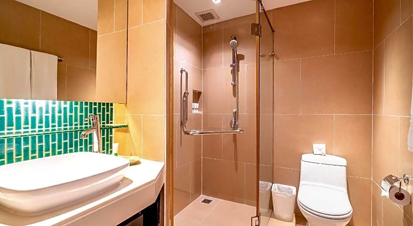 Radisson Resort & Suites Phuket