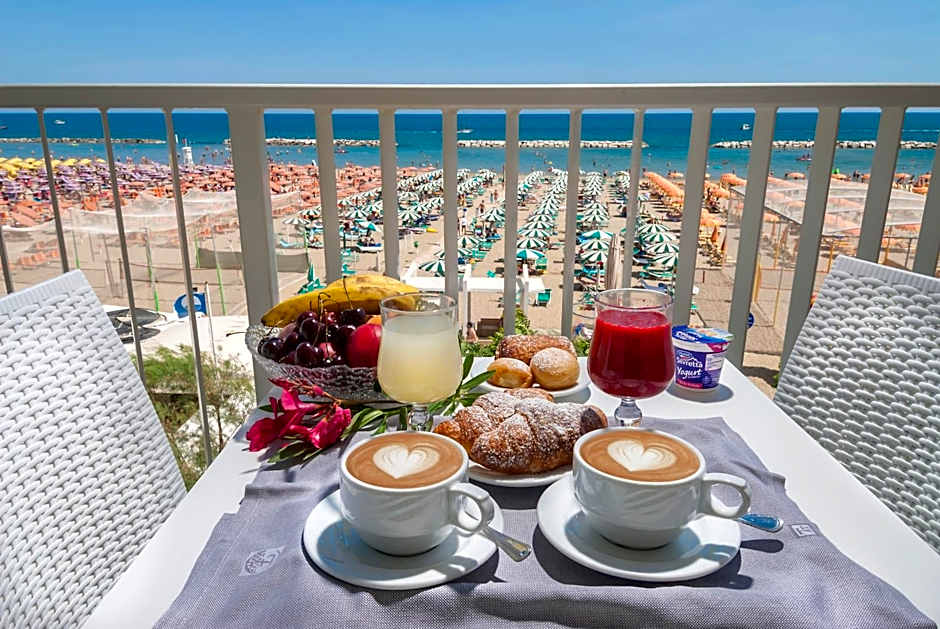 Strand Hotel