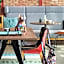 Moxy by Marriott Katowice Airport