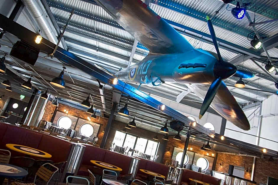 Calypso Hot Tub Breaks Tattershall Lakes Pet Friendly